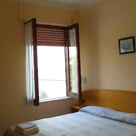 Hotel Villaggio Hydra 3*